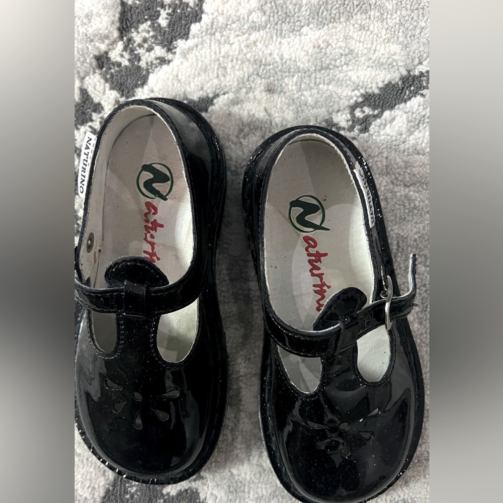 Naturino black shoes size 24